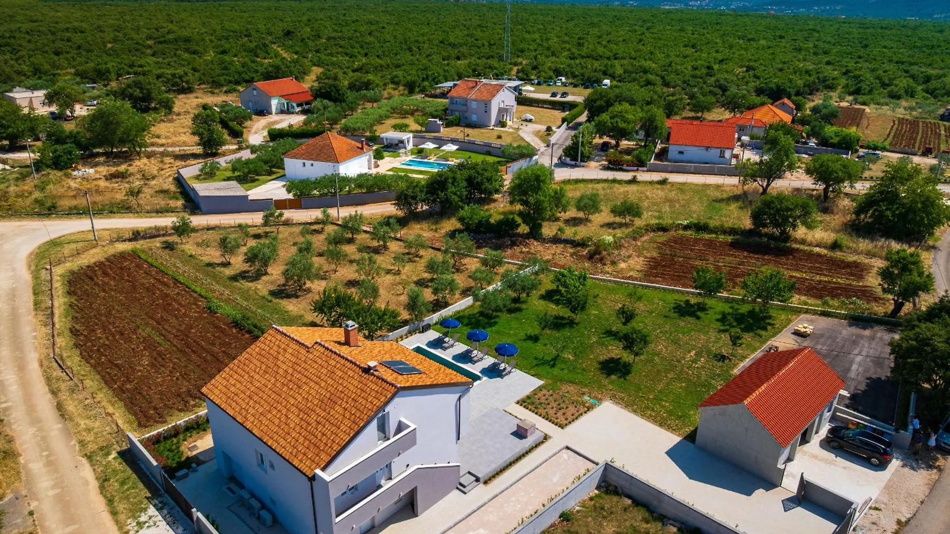 My Dalmatia - Villa Campi Dalmatia With Private Heated Pool And Sauna Galovac クロアチア