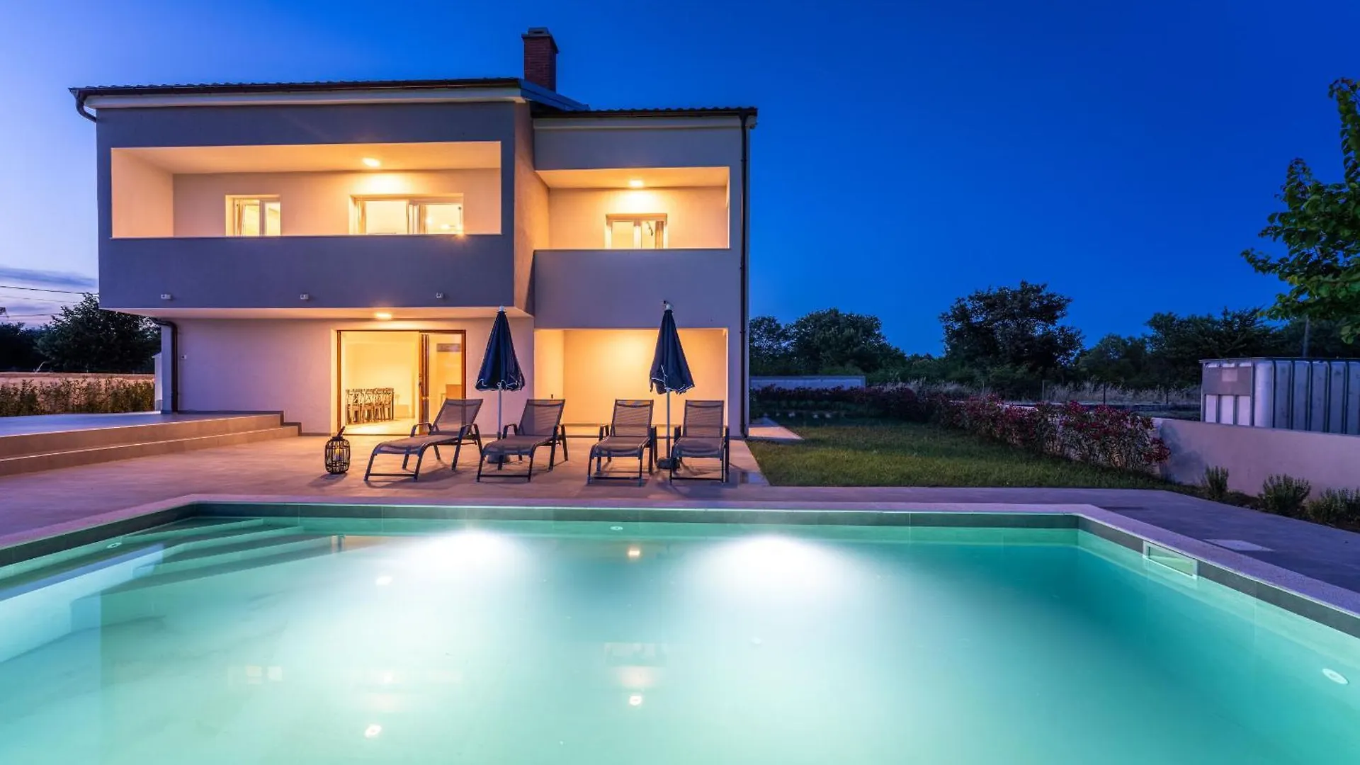 My Dalmatia - Villa Campi Dalmatia With Private Heated Pool And Sauna Galovac