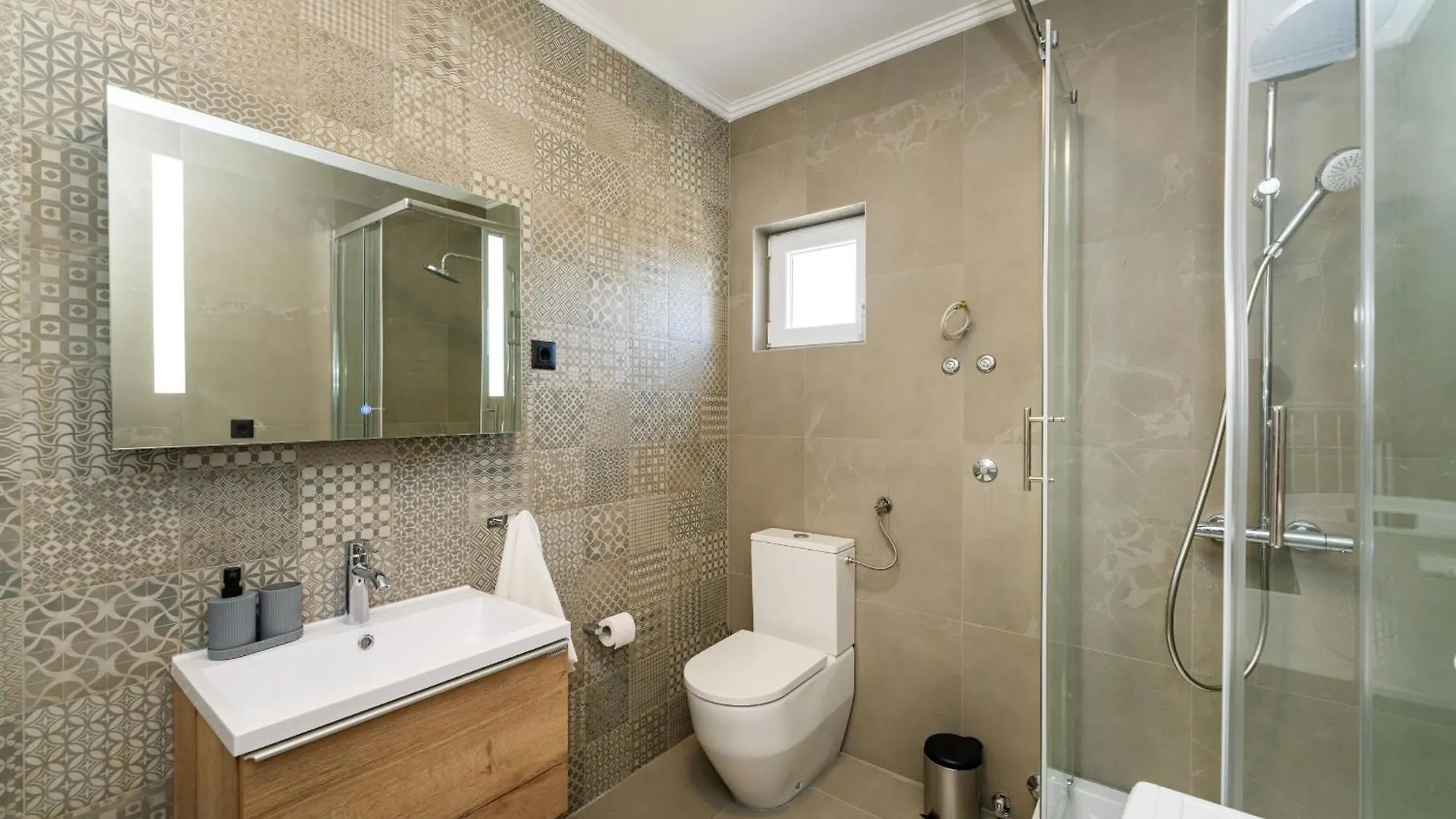 My Dalmatia - Villa Campi Dalmatia With Private Heated Pool And Sauna Galovac 別荘