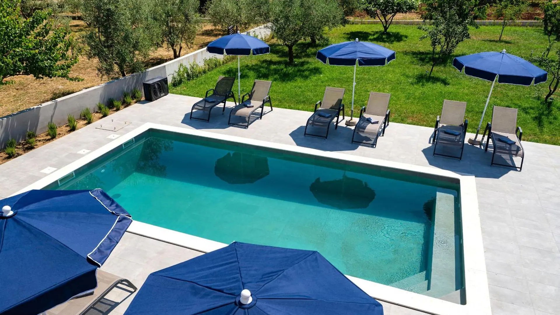 My Dalmatia - Villa Campi Dalmatia With Private Heated Pool And Sauna Galovac 0*,  クロアチア